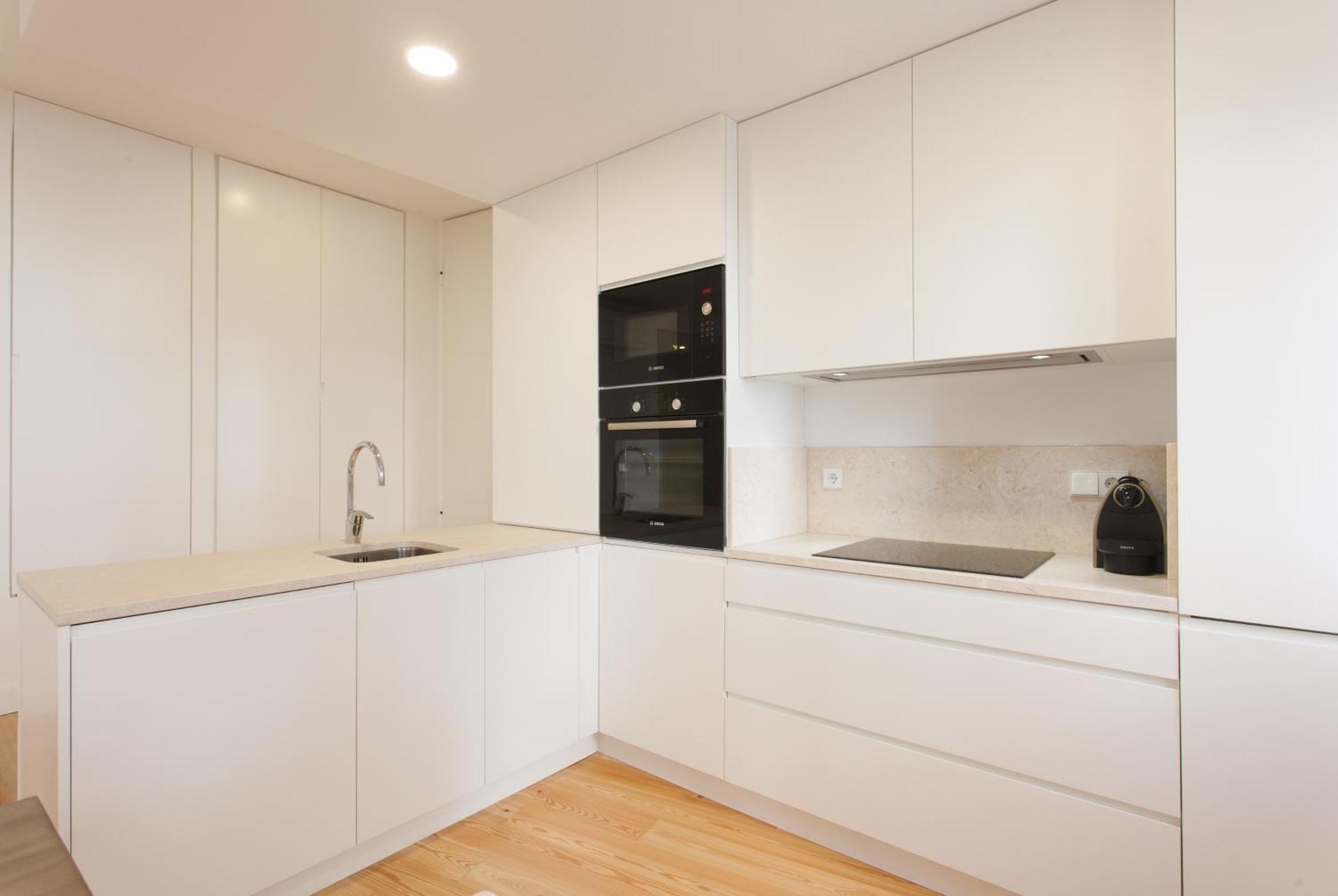 Mouraria Blue Three-Bedroom Apartment W/ Parking - By Lu Holidays Lisbon Exterior photo